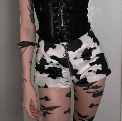 Cow Printed Slim Zipper Shorts -