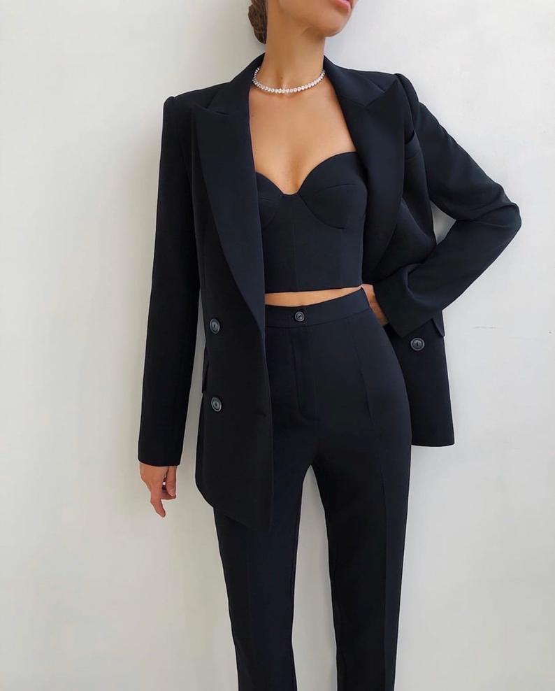 Peaked Lapel Double Breasted Pant Suit - Black