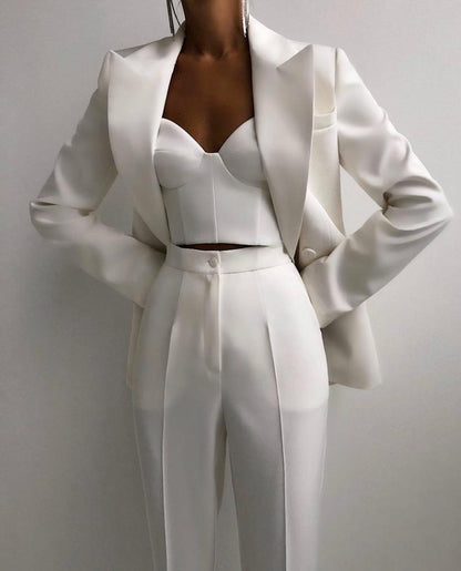 Peaked Lapel Double Breasted Pant Suit - White