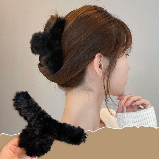 Cute Designed Fluffy Hair Clips - Black