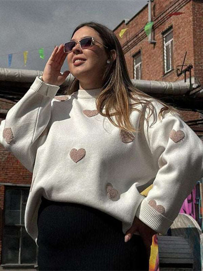 Thick Loose Round Neck Sweaters with Heart Pattern - Khaki