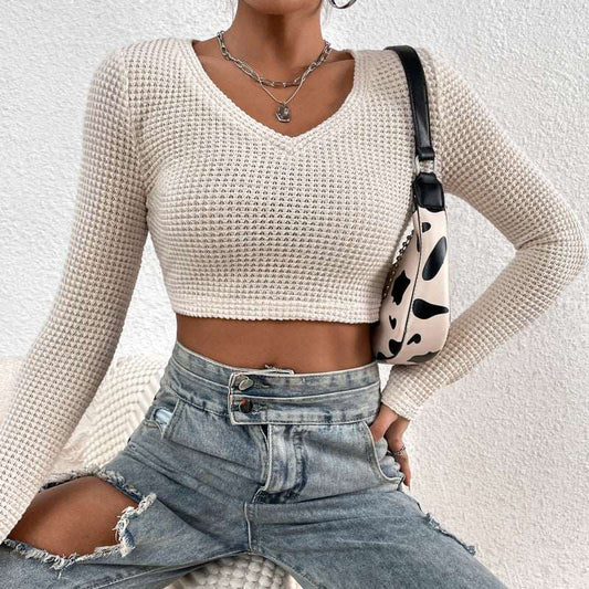 Fitted V-Neck Long Sleeve Crop Top - Cracker khaki