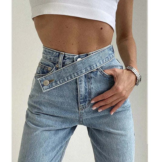 Women's High-Waisted Jeans with Sloping Waistband -