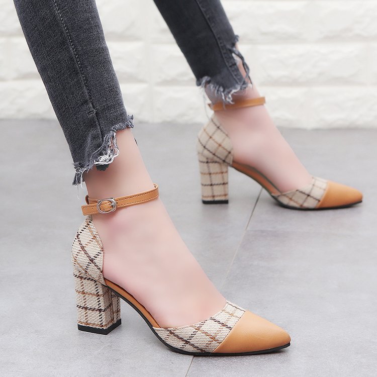 Thick Heeled High Heels with Buckle - Caramel