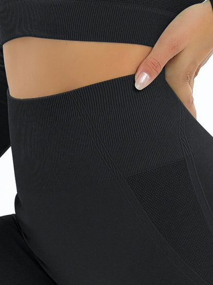 Seamless Long-Sleeved Workout Outfit -
